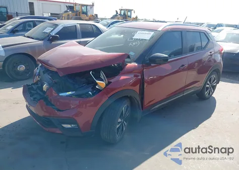 2020 Nissan Kicks Sr Xtronic Cvt из США, поврежденный, VIN 3N1CP5DV6LL551538